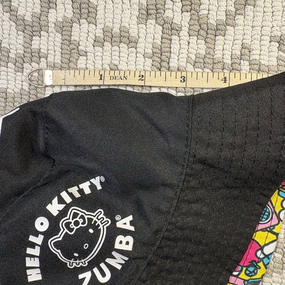 Hello Kitty X Zumba Bundle- Crossbody, Bucket Hat, Tote - Picture 12 of 12